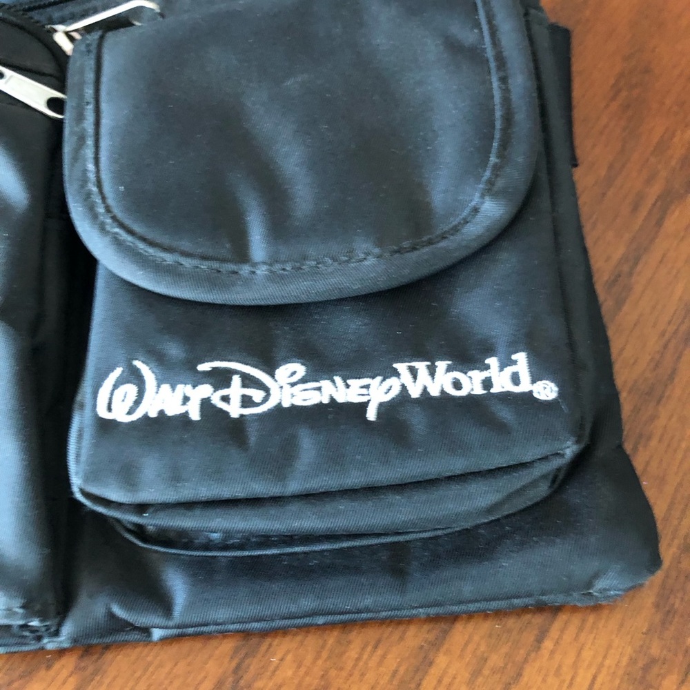 Disney stuff - Picture 9 of 9
